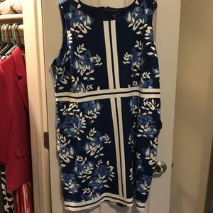 Land’s End navy floral dress size 22W with pockets - MOVING SAKE all dresses $10